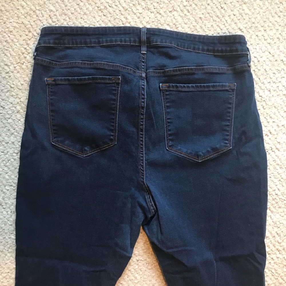 Old navy skinny rockstar jeans size 18